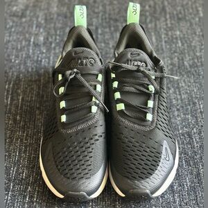 Grade School size 7 Nike Air Max 270